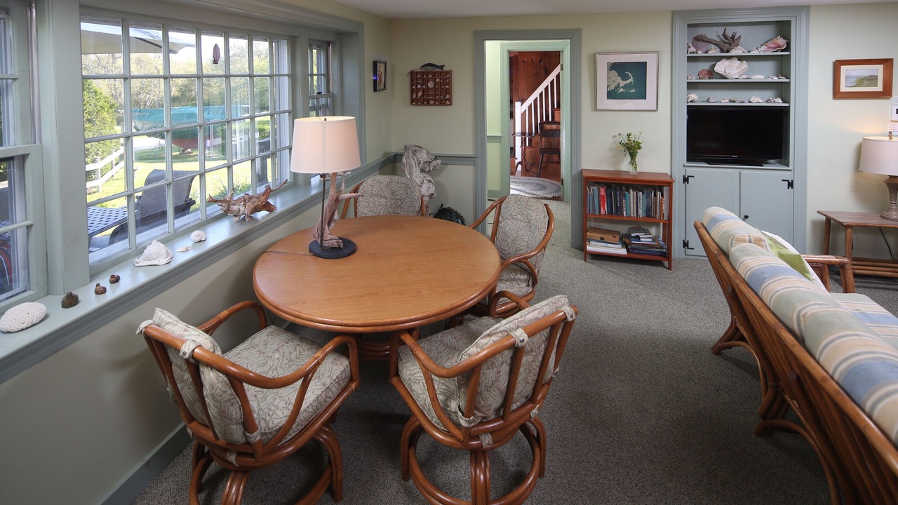 Photo of Livingroom in Chatham