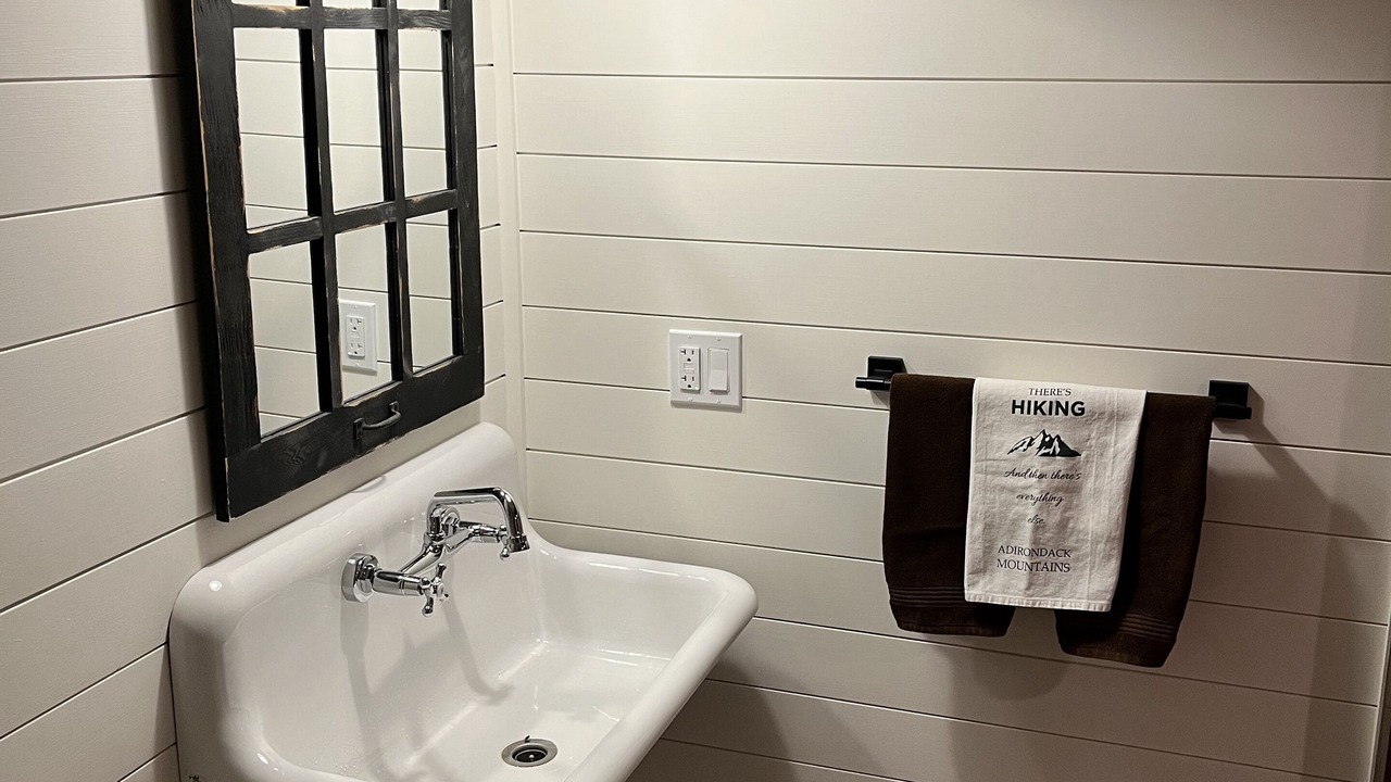 Photo of Bathroom in North Pole