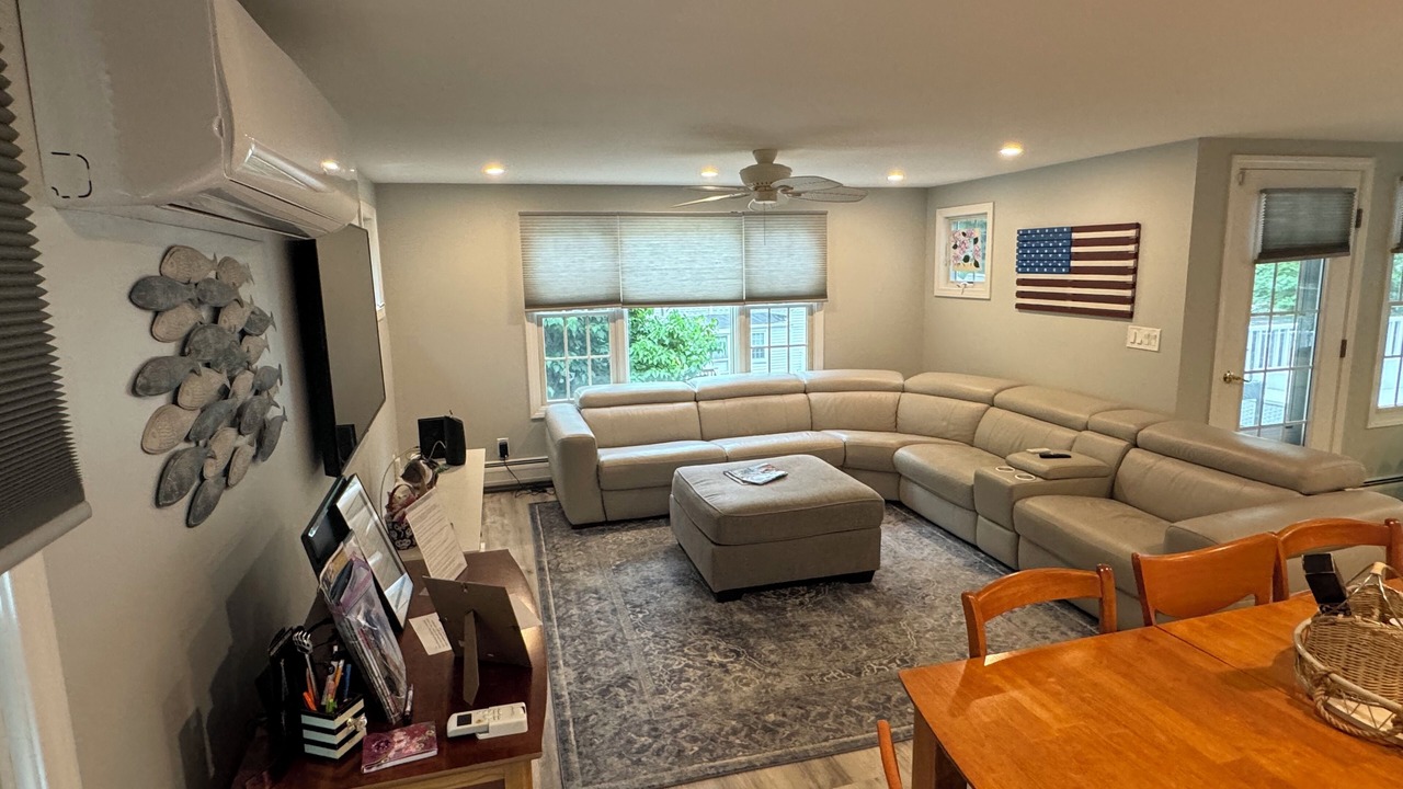 Photo of Livingroom in Ogunquit