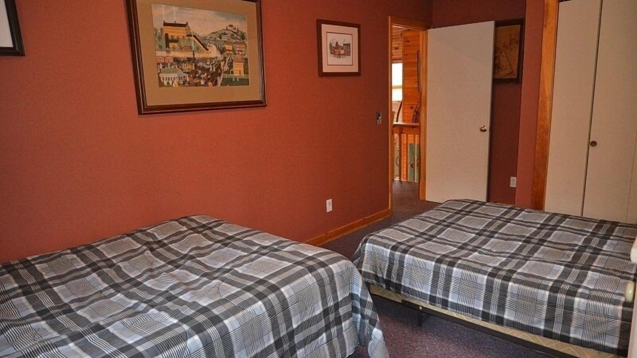 Photo of Bedroom in Eidelweiss Village