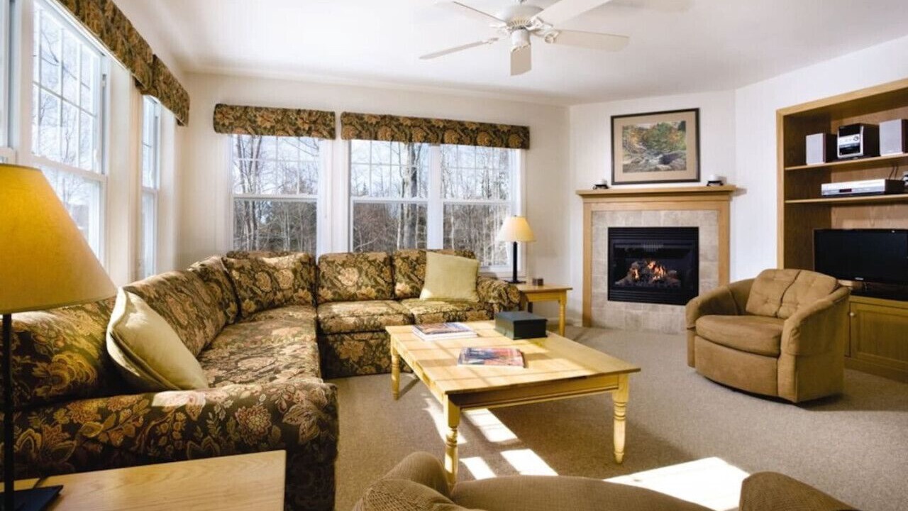 Photo of Livingroom in Jeffersonville
