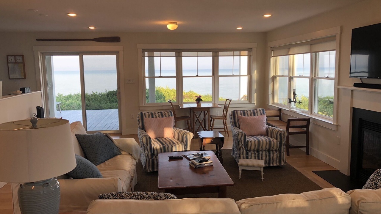 Photo of Livingroom in North Eastham