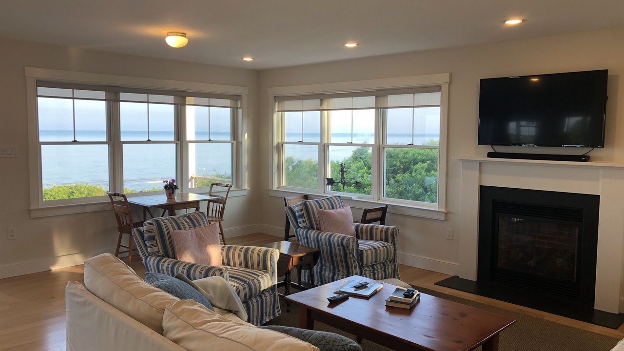 Photo of Livingroom in North Eastham