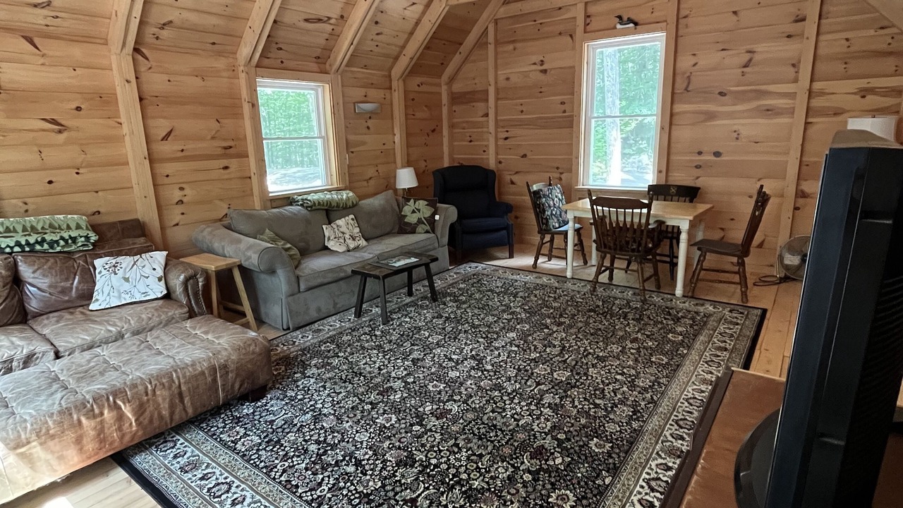 Photo of Bedroom in Tuftonboro