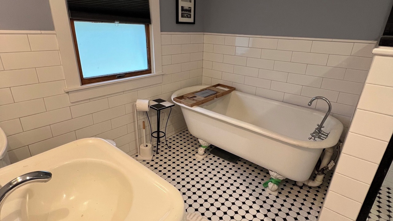 Photo of Bathroom in West Tisbury
