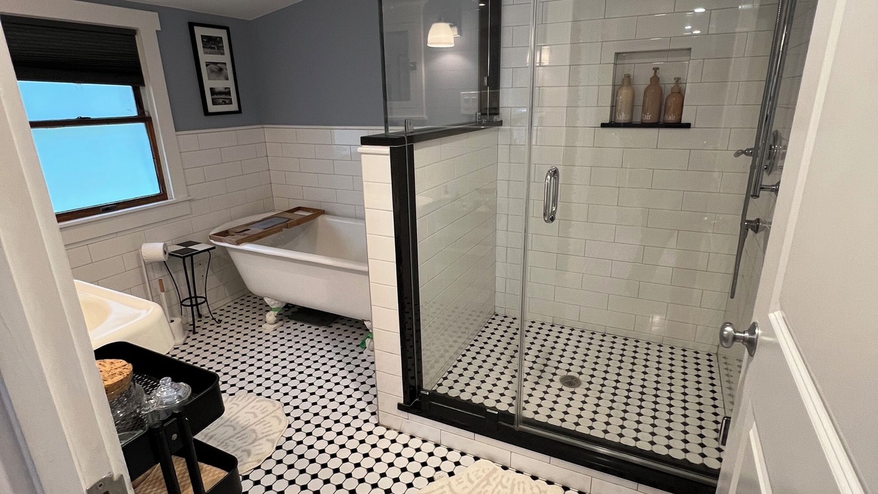 Photo of Bathroom in West Tisbury
