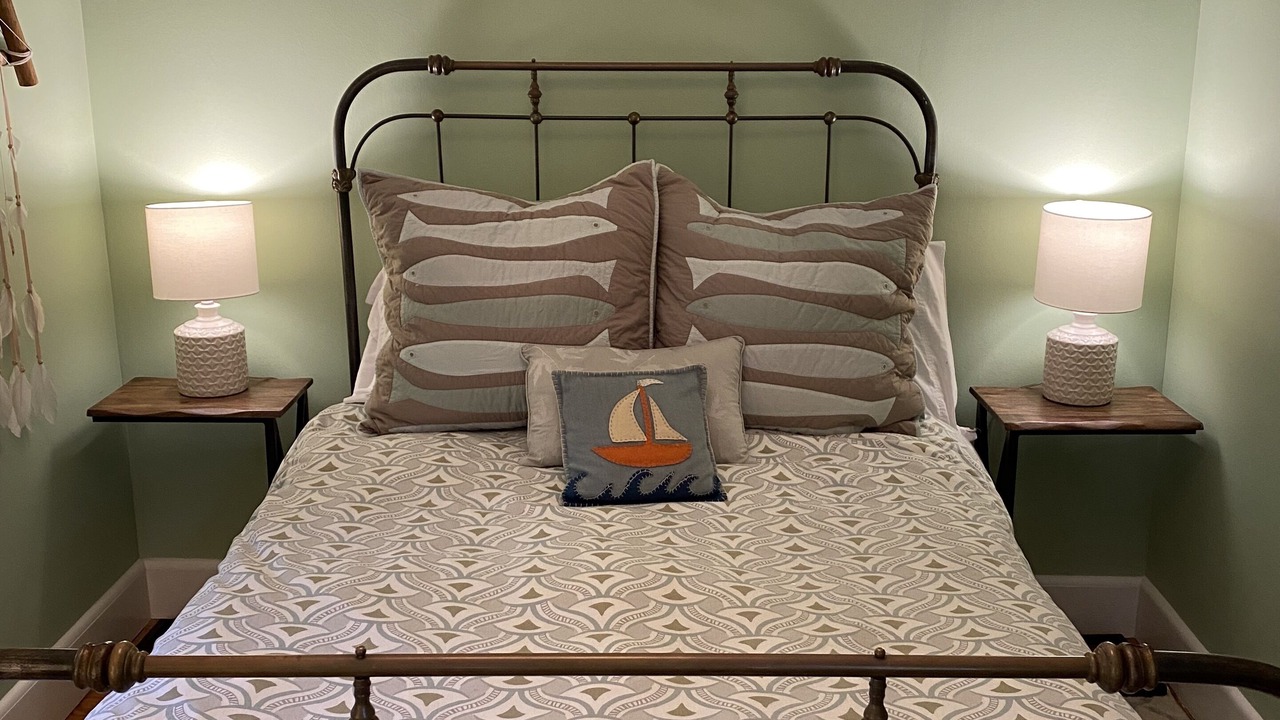 Photo of Bedroom in Cotuit