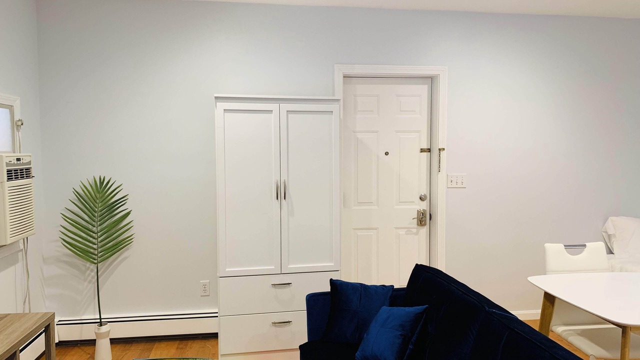 Photo of Livingroom in Porter Square