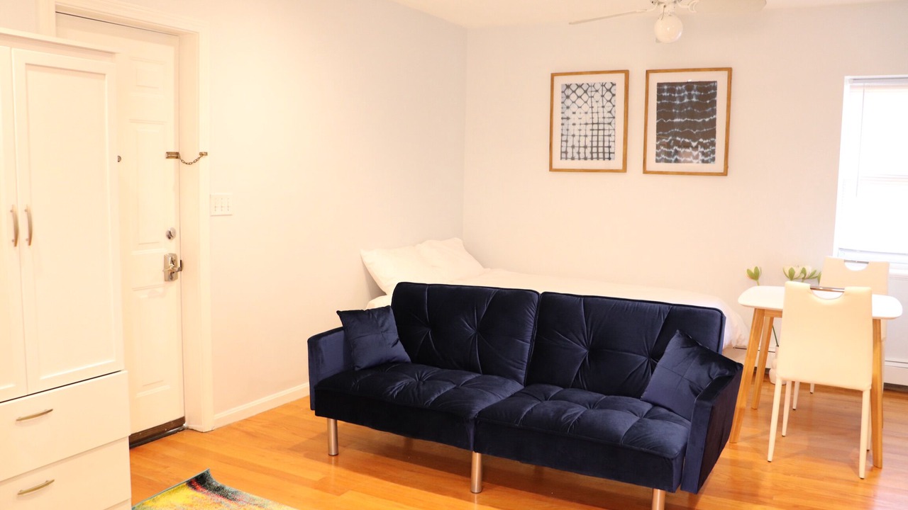 Photo of Livingroom in Porter Square