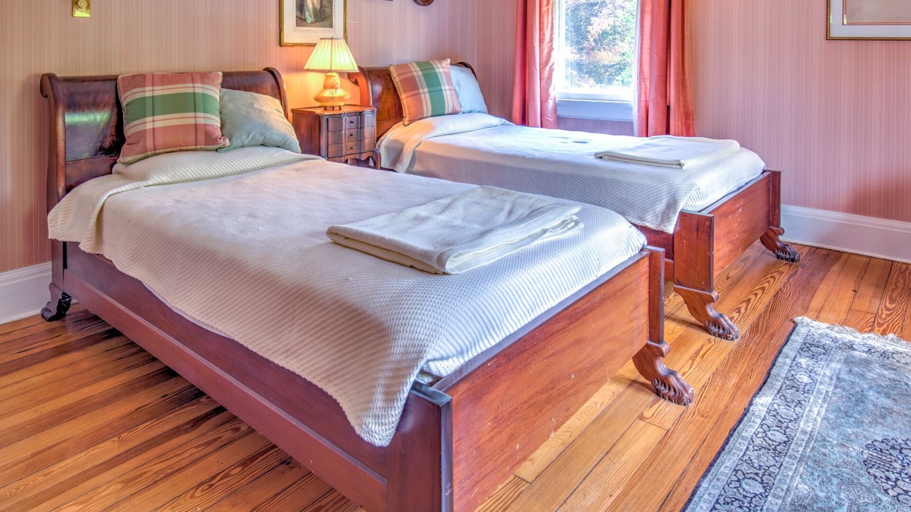 Photo of Bedroom in Village of Southampton