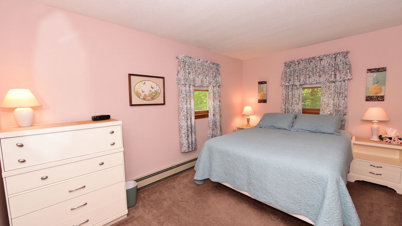 Photo of Bedroom in Eidelweiss Village