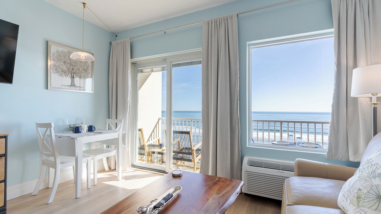 Photo of Livingroom in Hampton