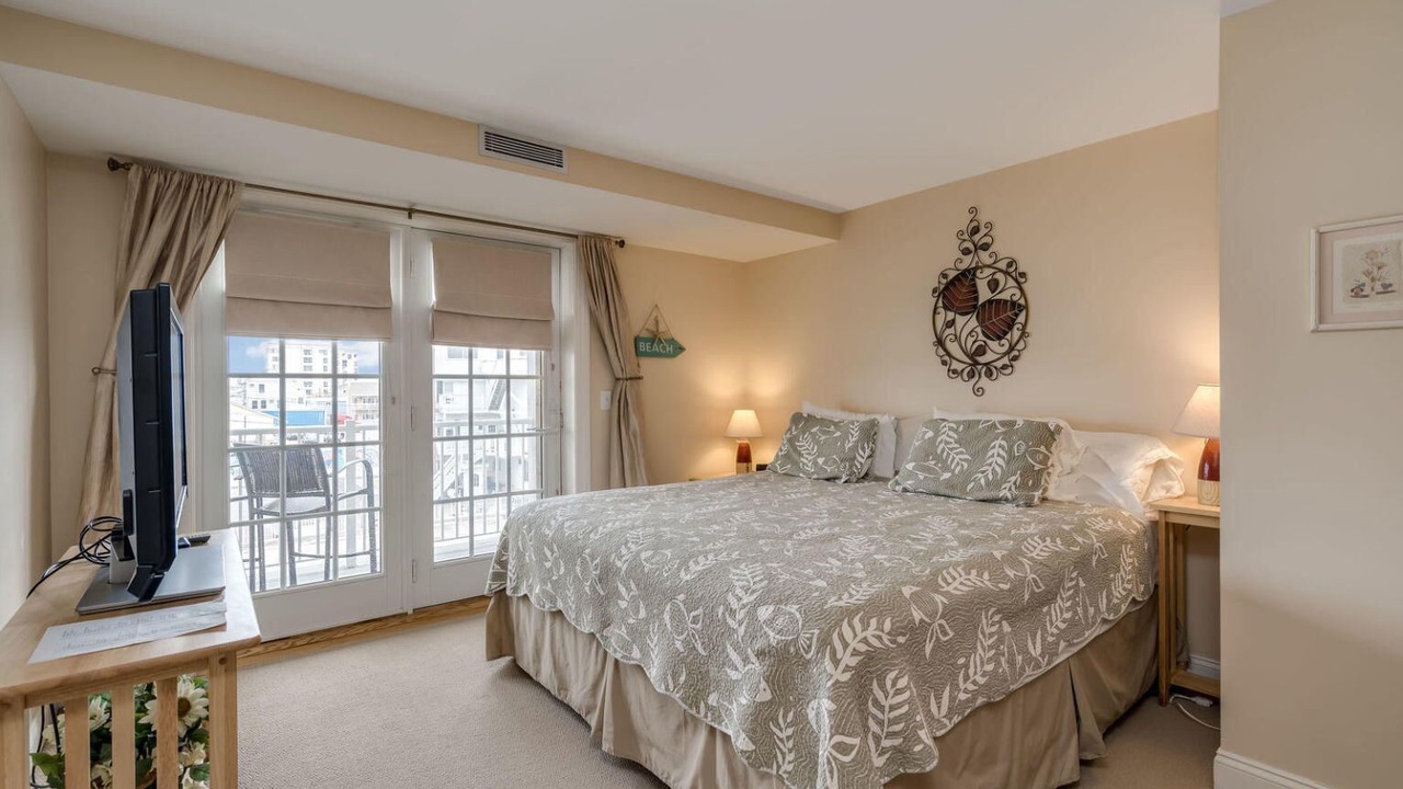 Photo of Bedroom in Old Orchard Beach