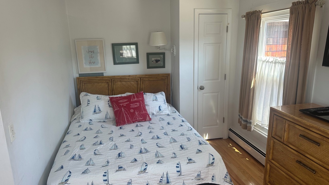 Photo of Bedroom in Avon