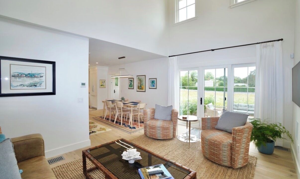 Photo of Livingroom in Edgartown