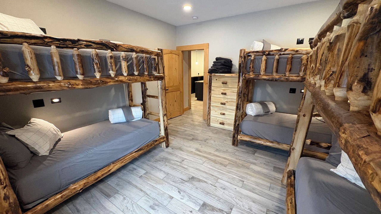 Photo of Bedroom in Center Conway
