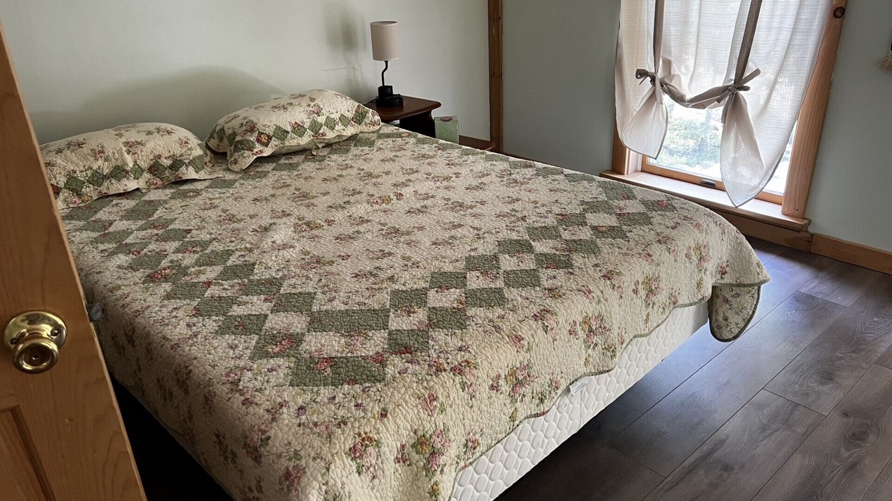 Photo of Bedroom in Lyman