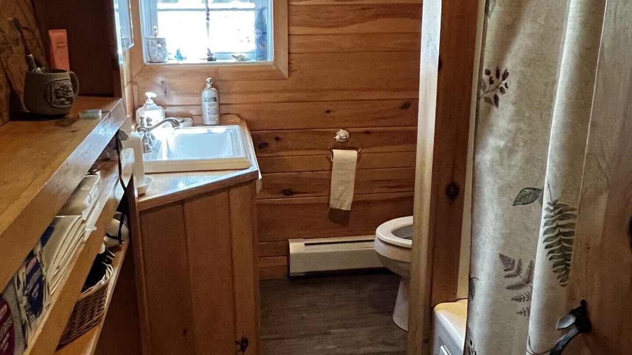 Photo of Bathroom in Lyman