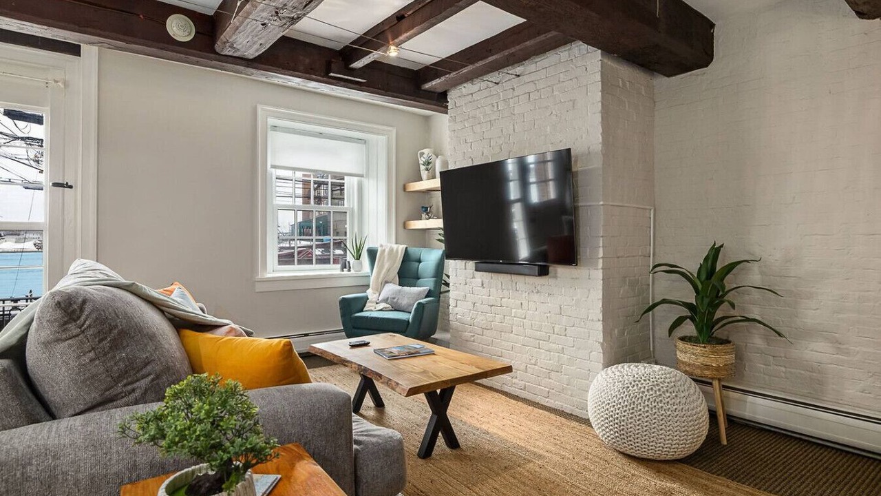 Photo of Livingroom in Portsmouth