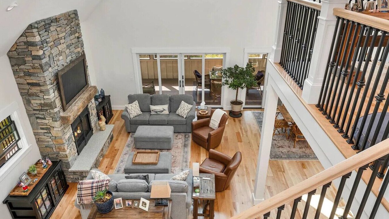 Photo of Livingroom in Bartlett
