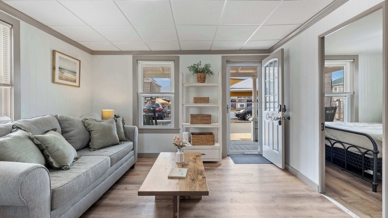 Photo of Livingroom in Hampton