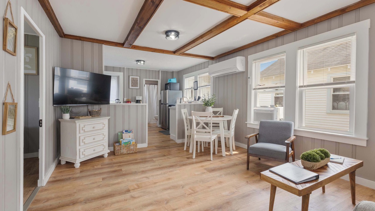 Photo of Livingroom in Hampton