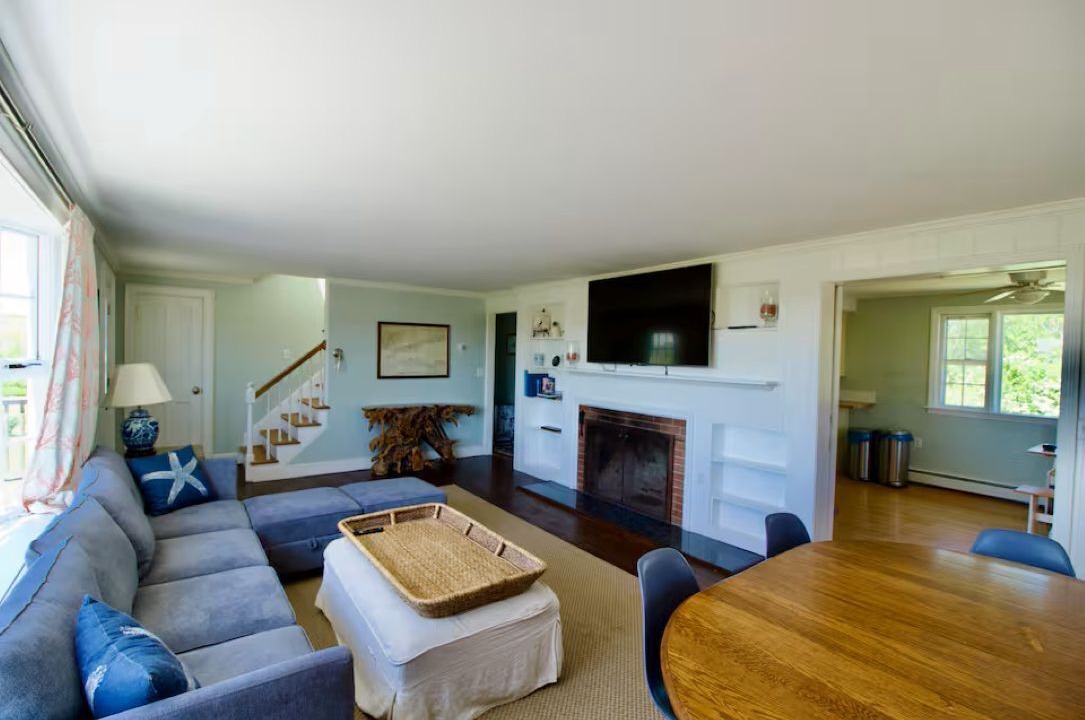 Photo of Livingroom in Block Island