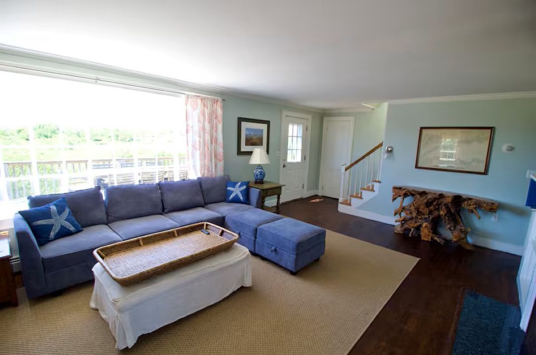 Photo of Livingroom in Block Island