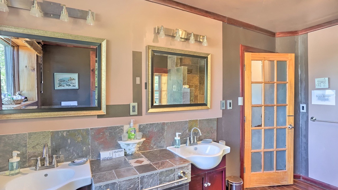 Photo of Bathroom in Jefferson