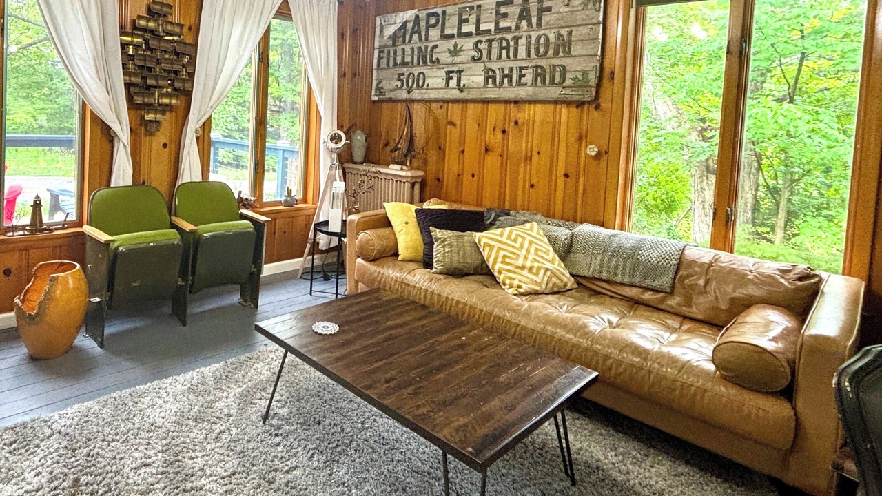 Photo of Livingroom in Jefferson