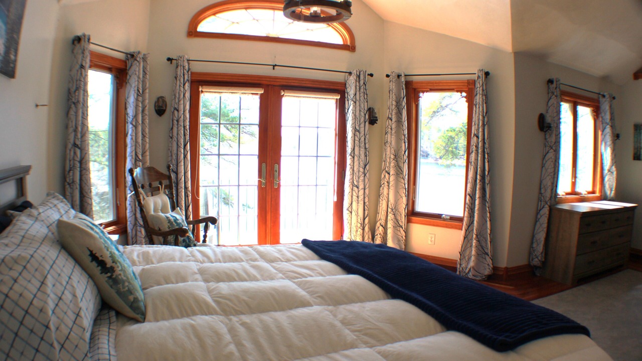 Photo of Bedroom in Freedom