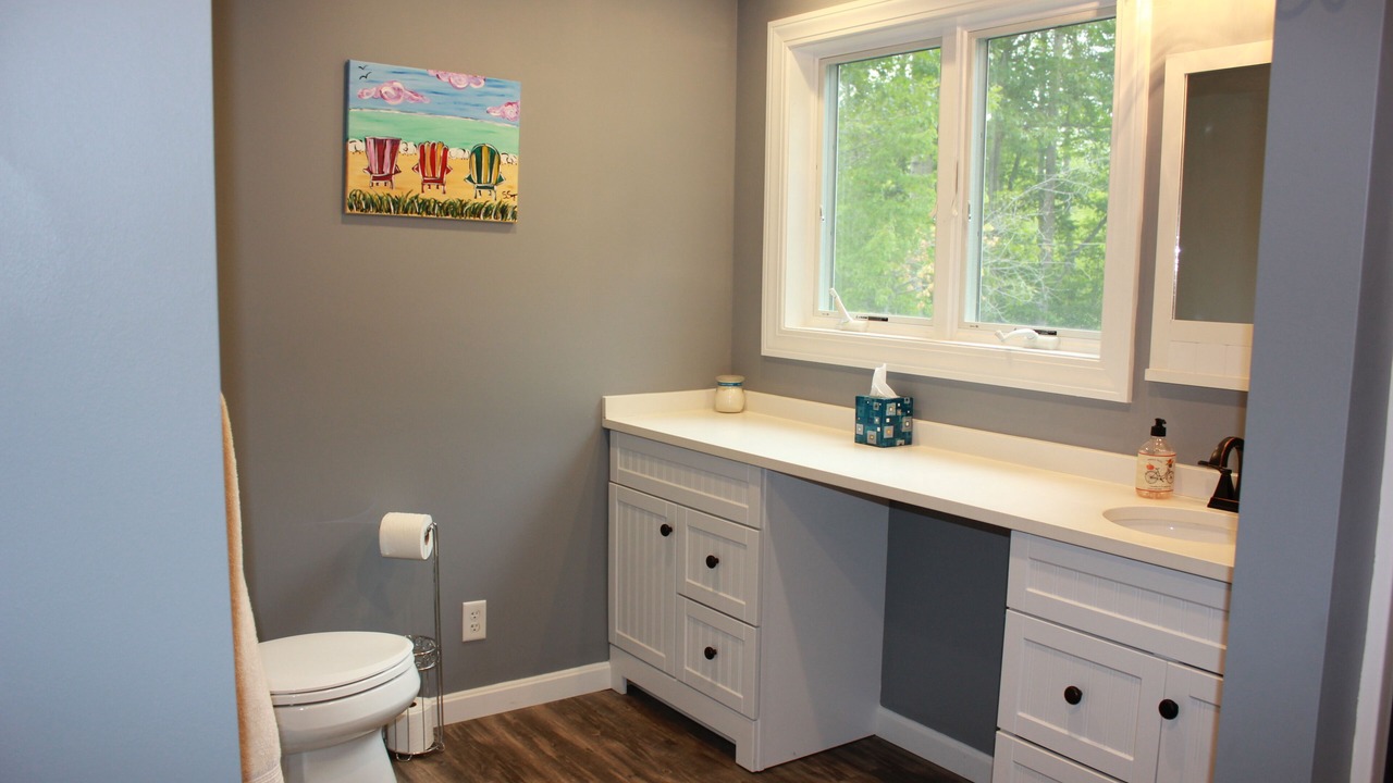 Photo of Bathroom in Freedom