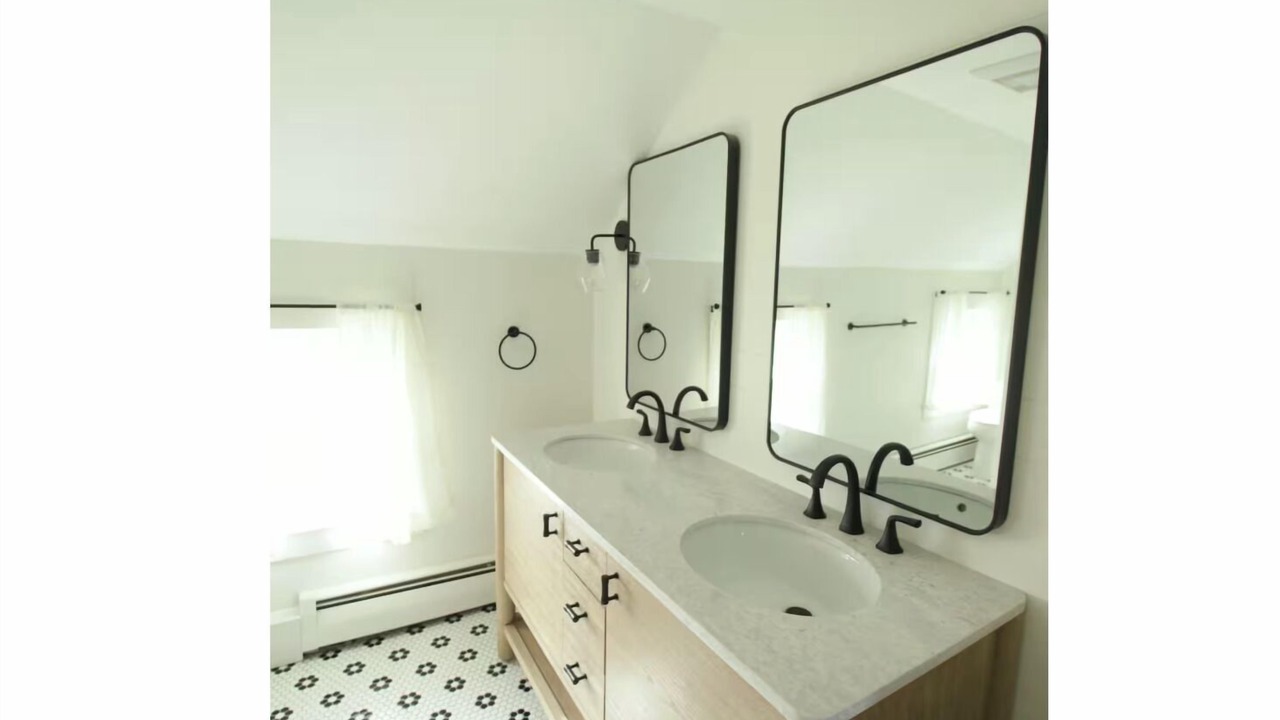 Photo of Bathroom in Block Island