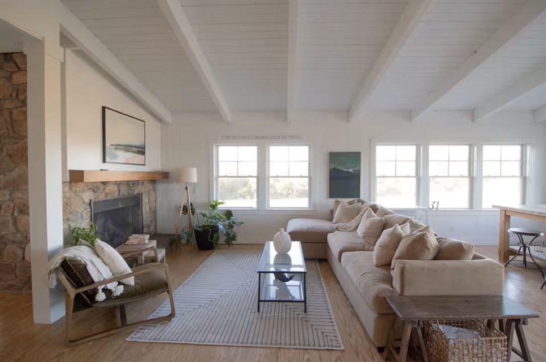 Photo of Livingroom in Block Island