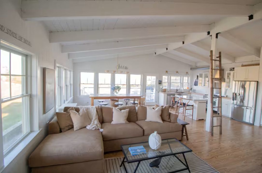 Photo of Livingroom in Block Island