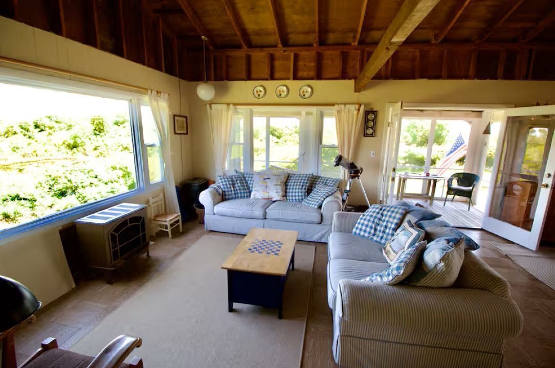 Photo of Livingroom in Block Island