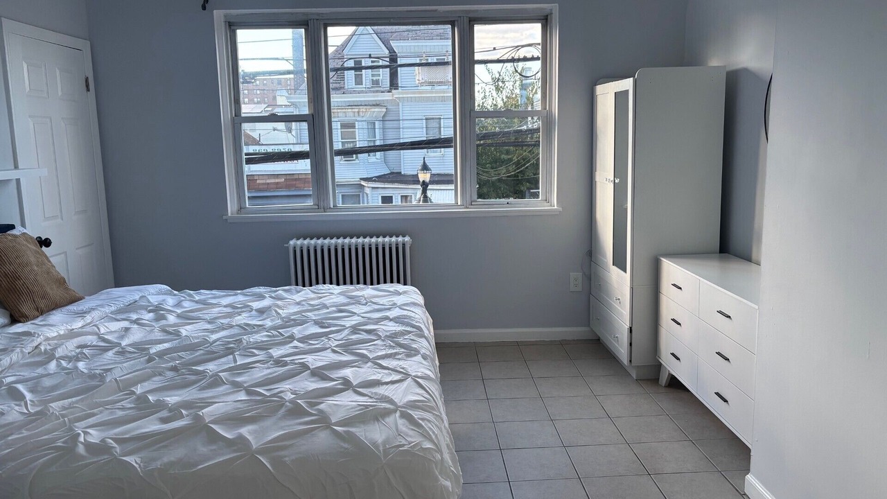 Photo of Bedroom in North Bergen