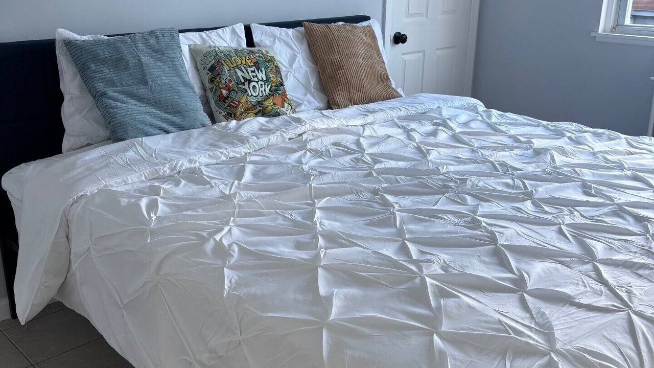 Photo of Bedroom in North Bergen