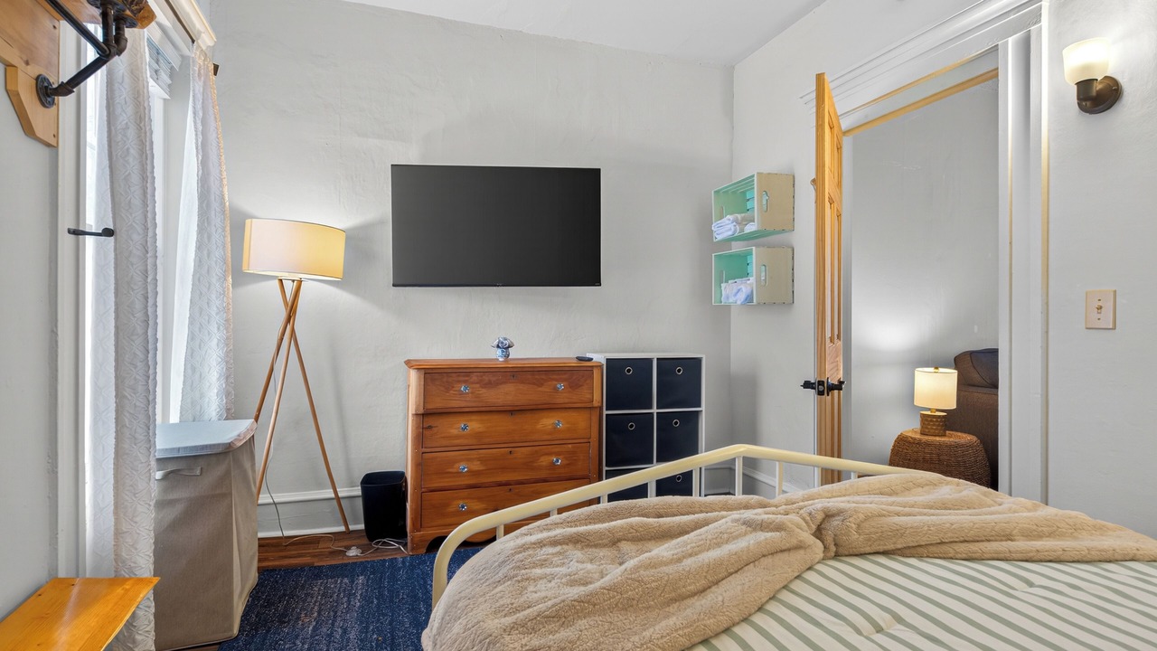 Photo of Bedroom in Old North End