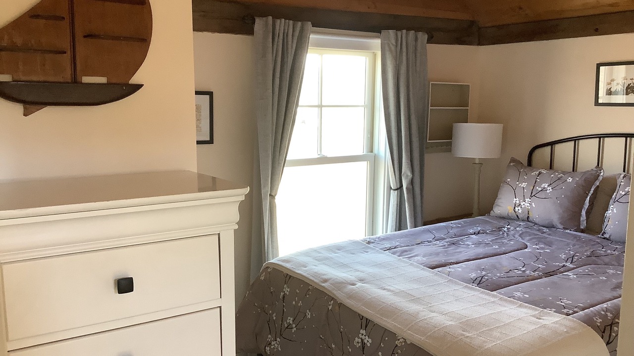 Photo of Bedroom in Wolfeboro