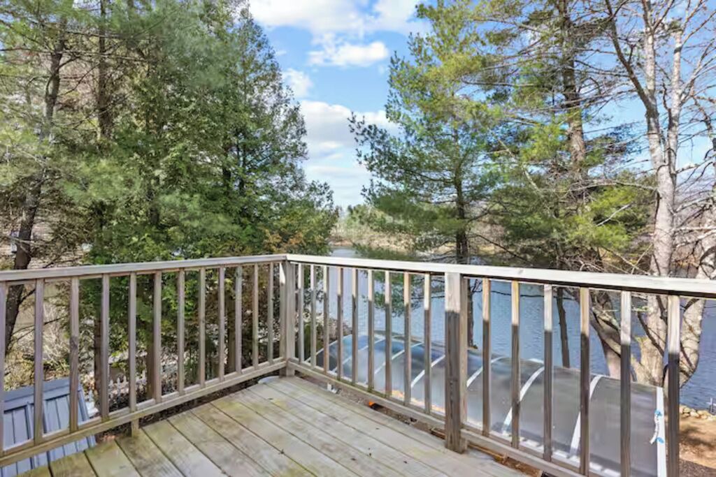 Photo of Outdoor in Weare