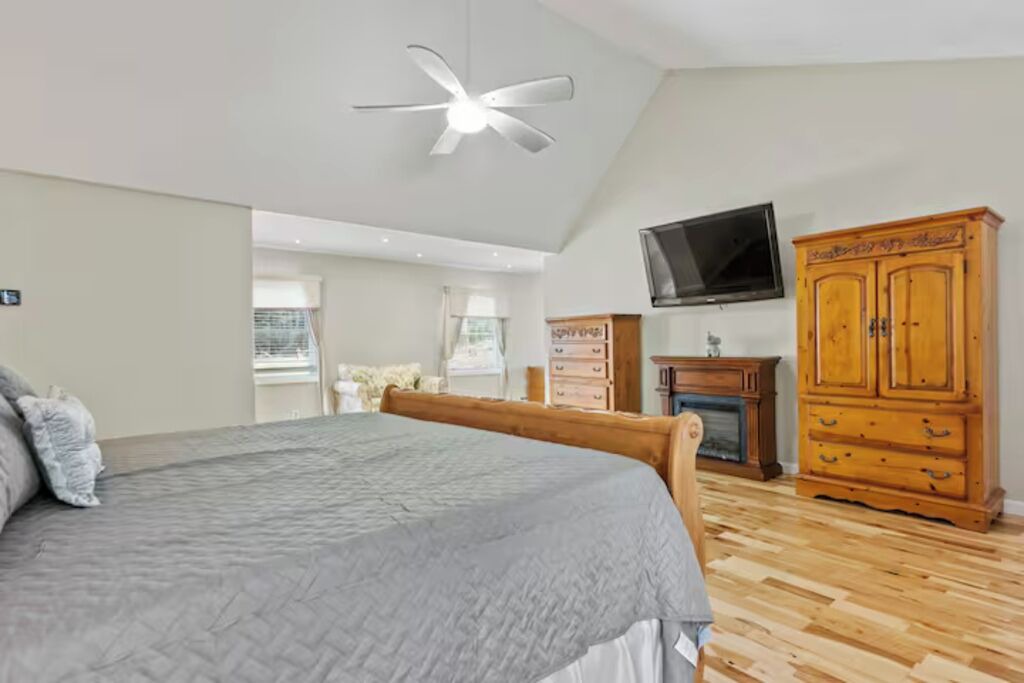 Photo of Bedroom in Weare