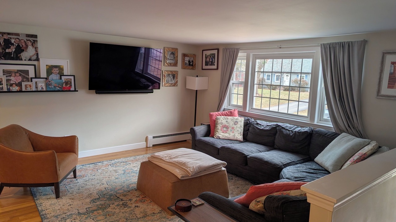 Photo of Livingroom in Walpole