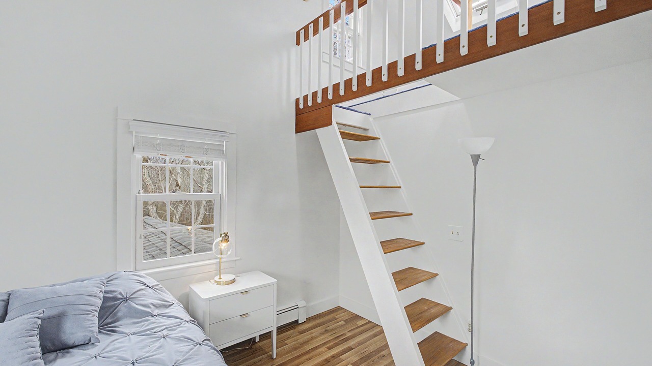 Photo of Bedroom in West Barnstable