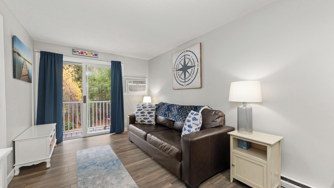 Photo of Livingroom in Gilford