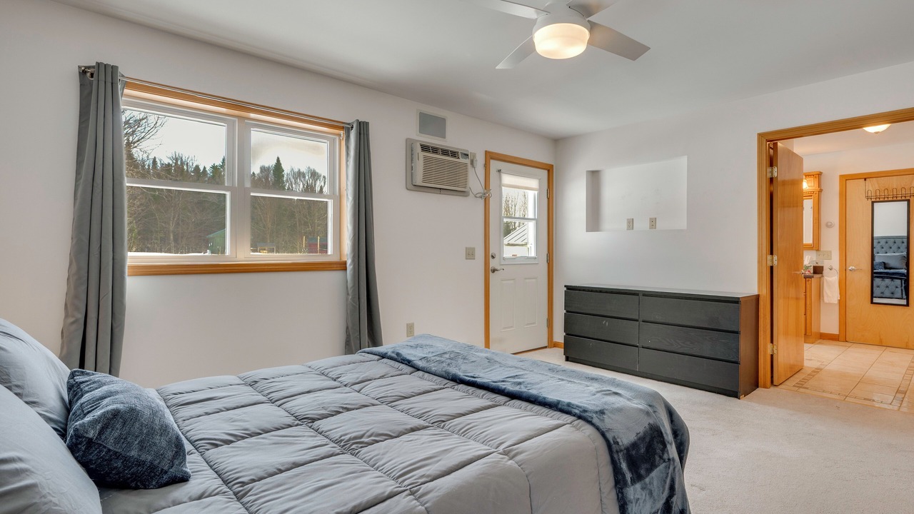 Photo of Bedroom in Walden
