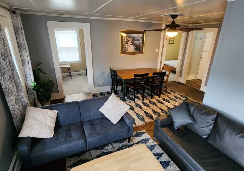 Photo of Livingroom in Johnson
