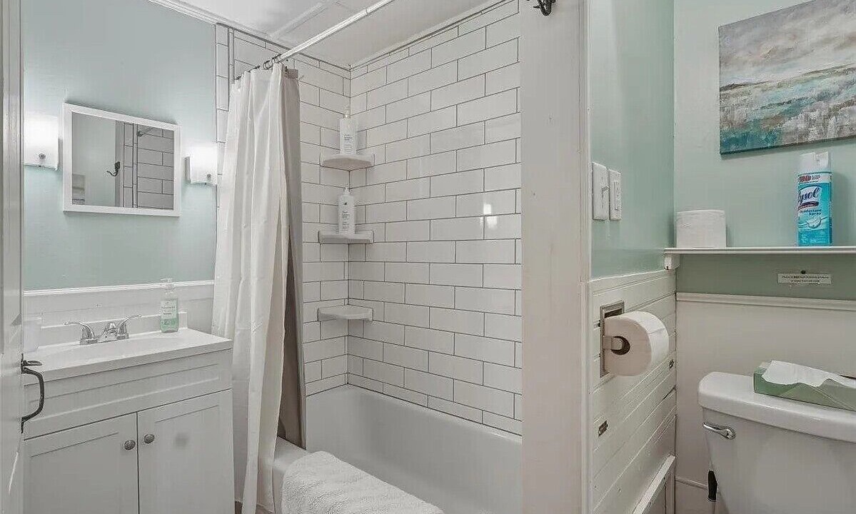 Photo of Bathroom in Johnson