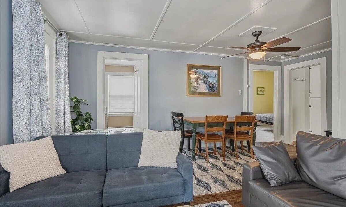 Photo of Livingroom in Johnson