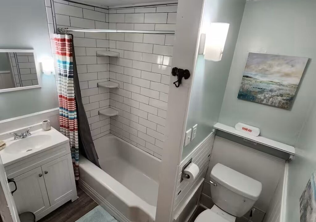 Photo of Bathroom in Johnson
